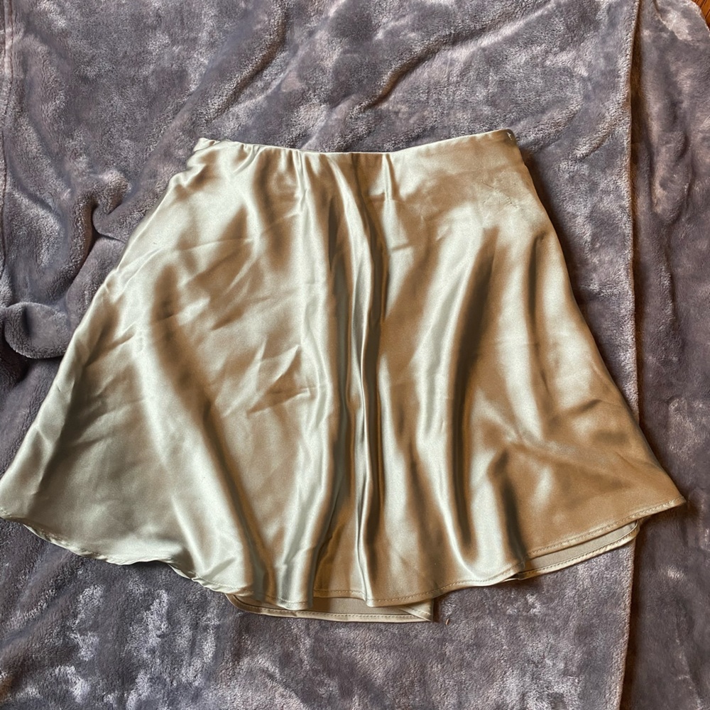 💖💖5/25💖💖 Satin Skirt